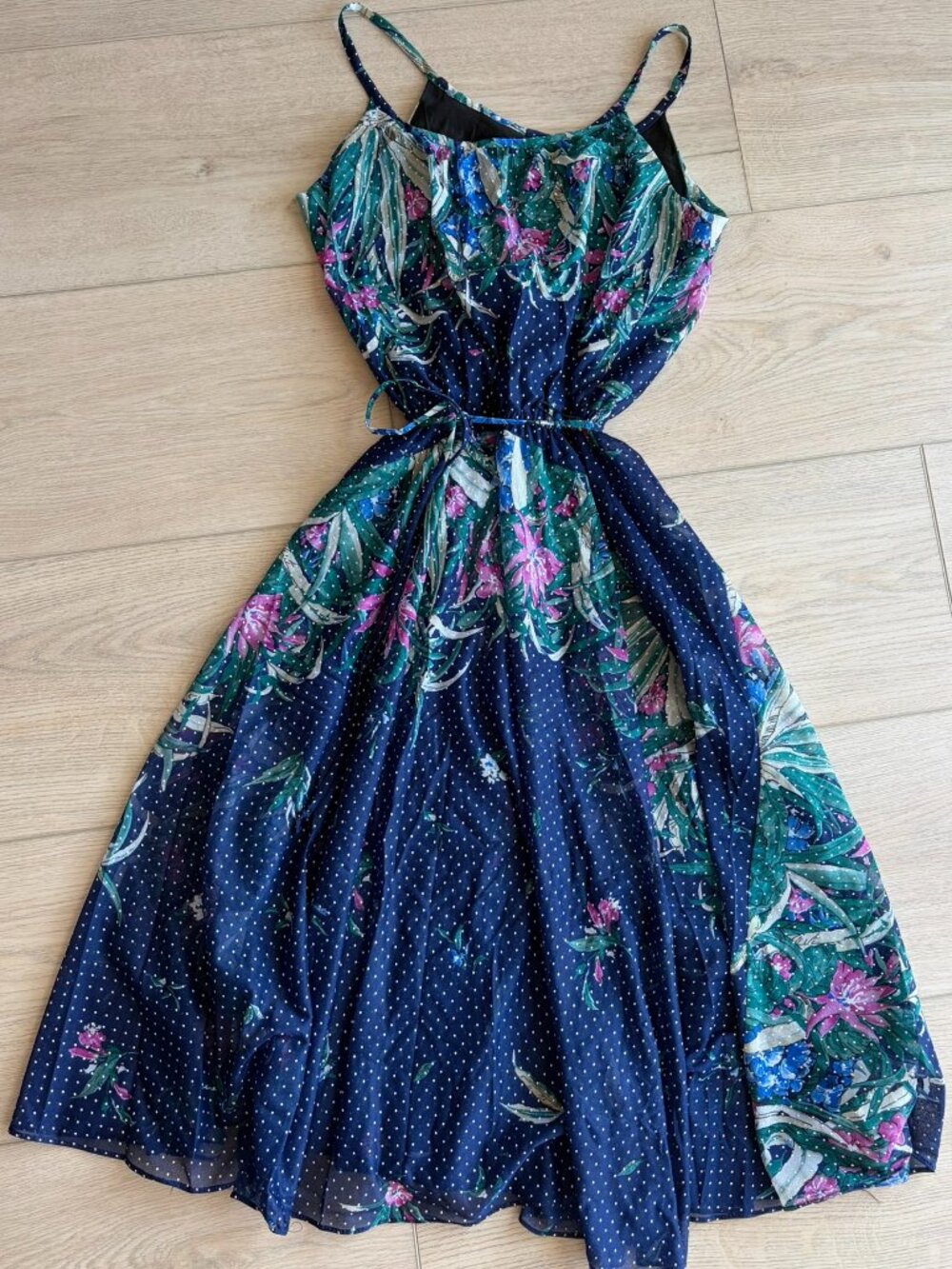 Vintage 70s Floral Print Sleeveless A Line Midi Dress